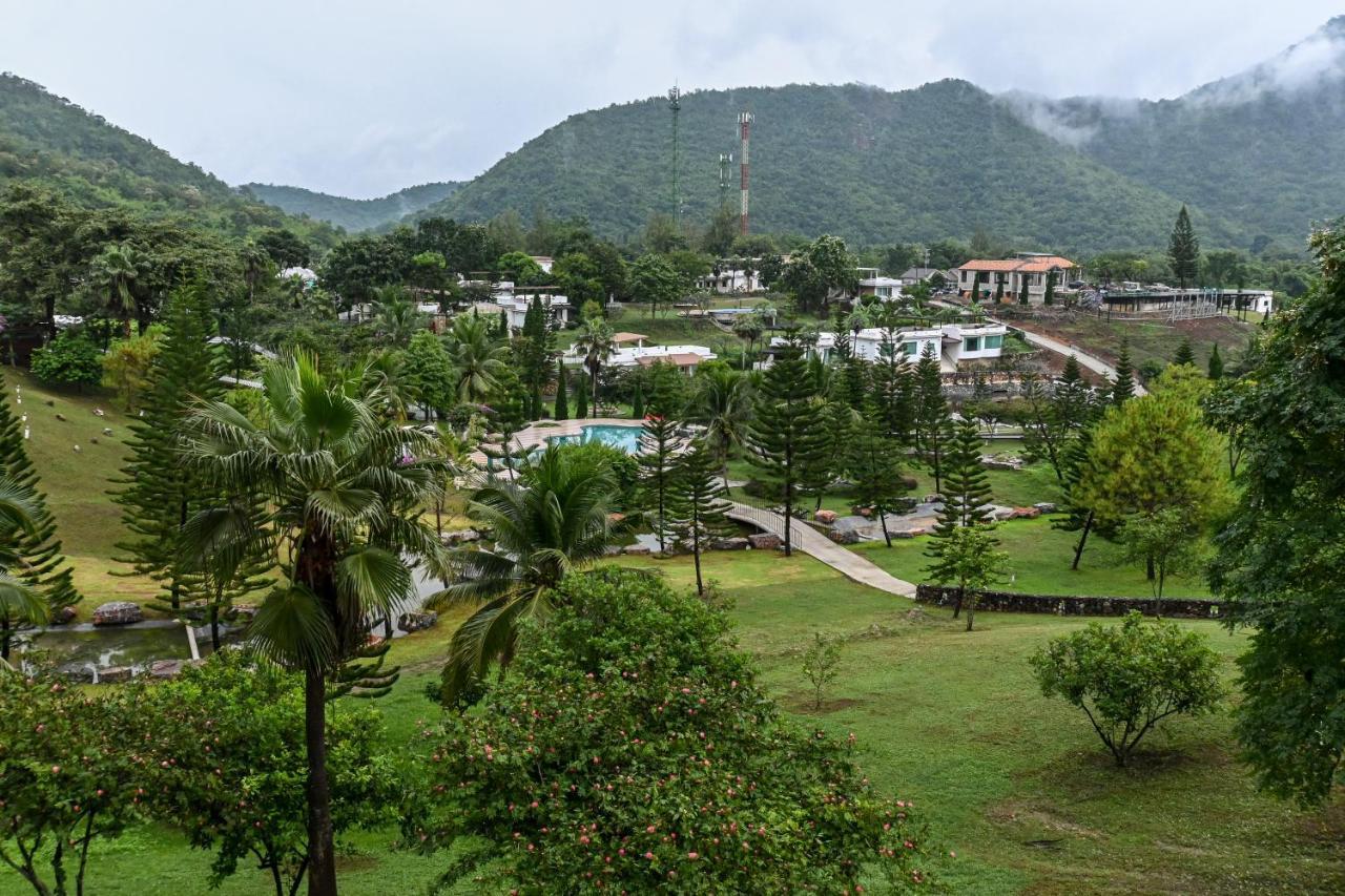 סואן פונג Swiss Valley Hip Resort מראה חיצוני תמונה